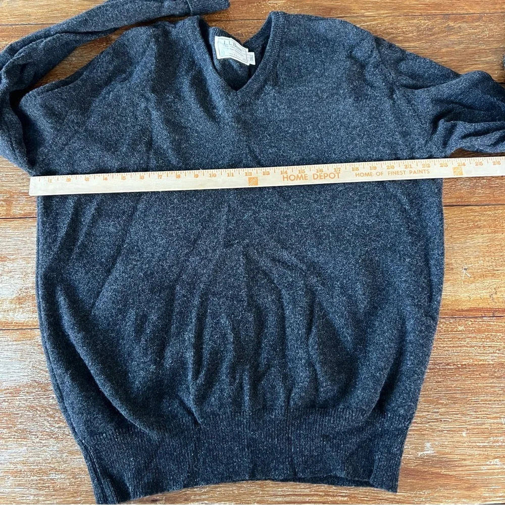 Vintage LL Bean Virgin LambsWool V-Neck Sweater Gray Made in USA XL Tall 1980s